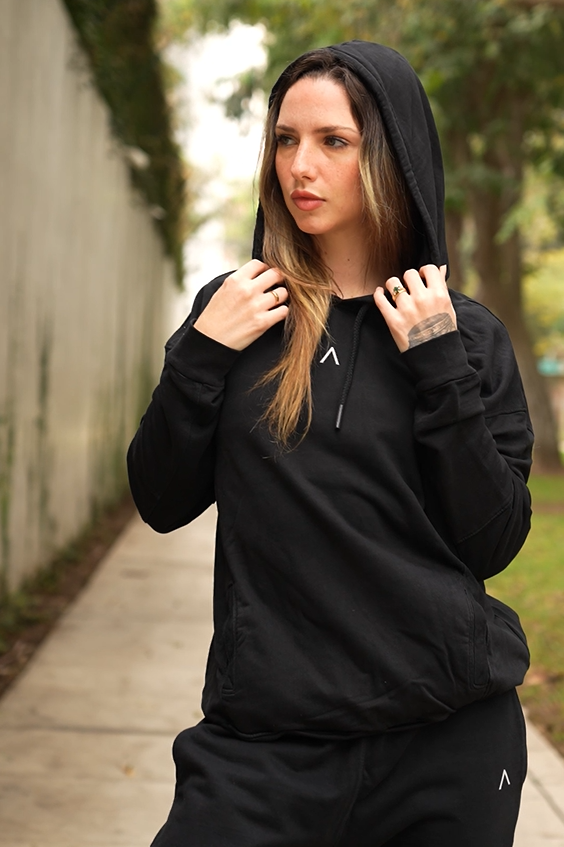 Essential Hoodie Black