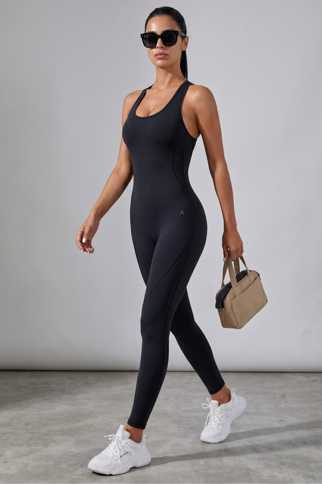 Dynamic Suit Black