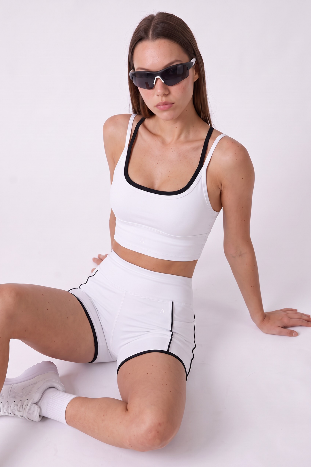 Revive Set White