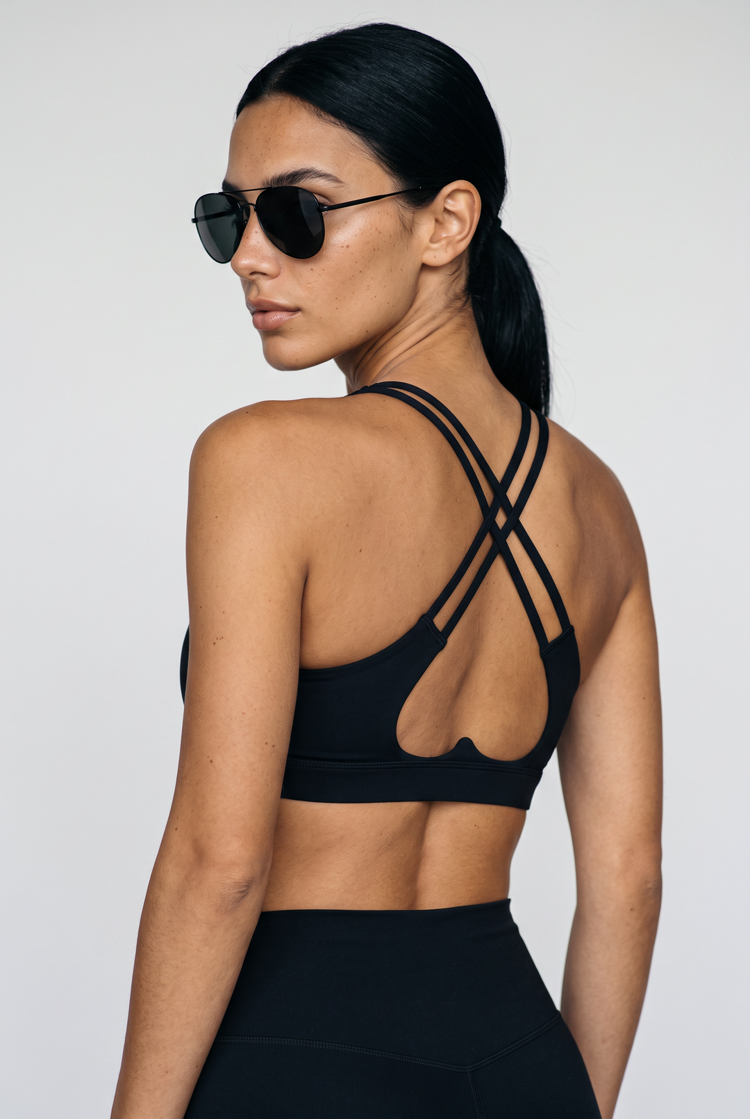Halo Bra Black - Bra Deportivo Mujer - Ropa deportiva mujer -Alphafit
