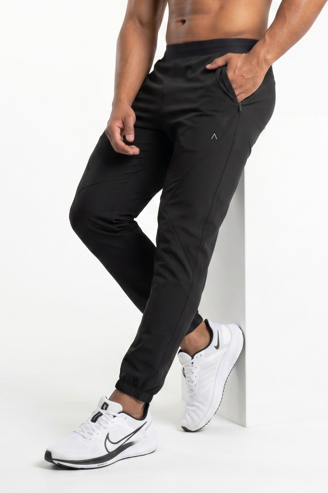Runtech Jogger Black - Joggers Hombre - Ropa deportiva hombre -Alphafit