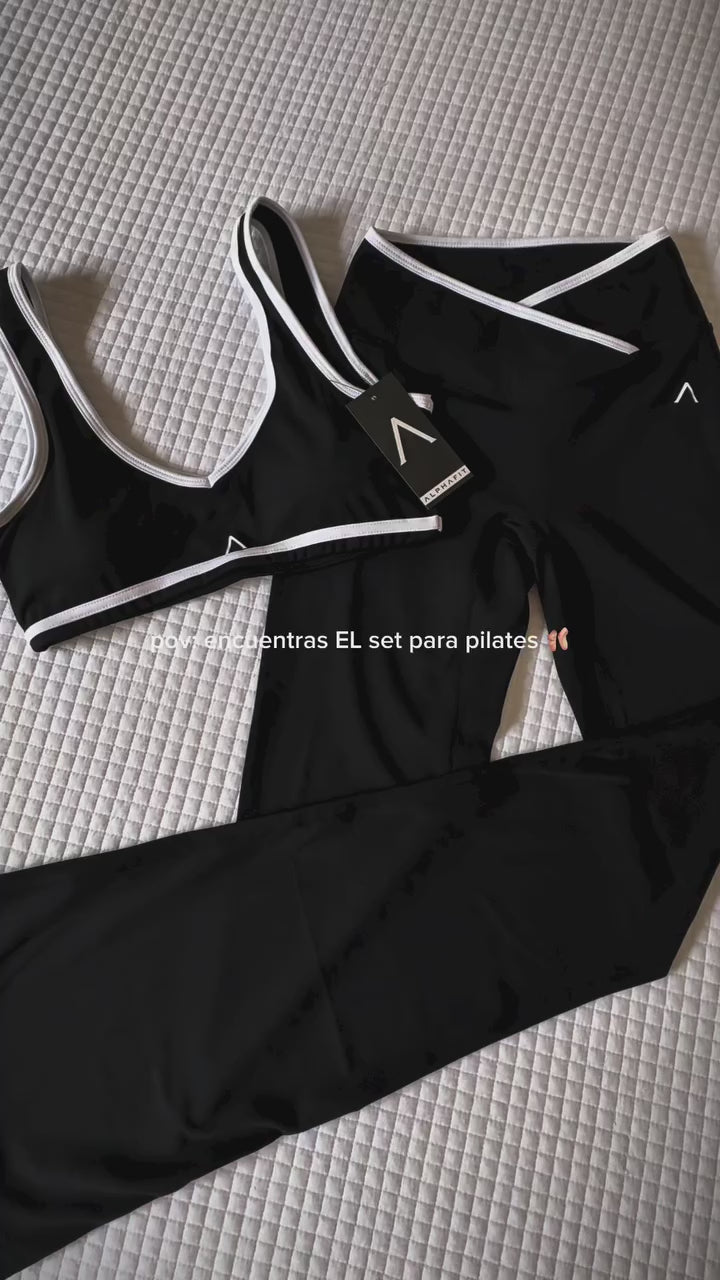 Relaxed Set | Black