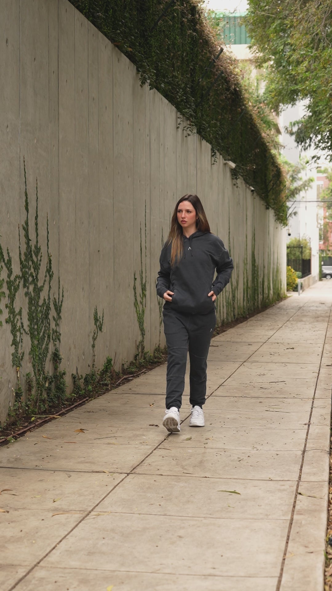 Essential Hoodie | Wash Black | Unisex