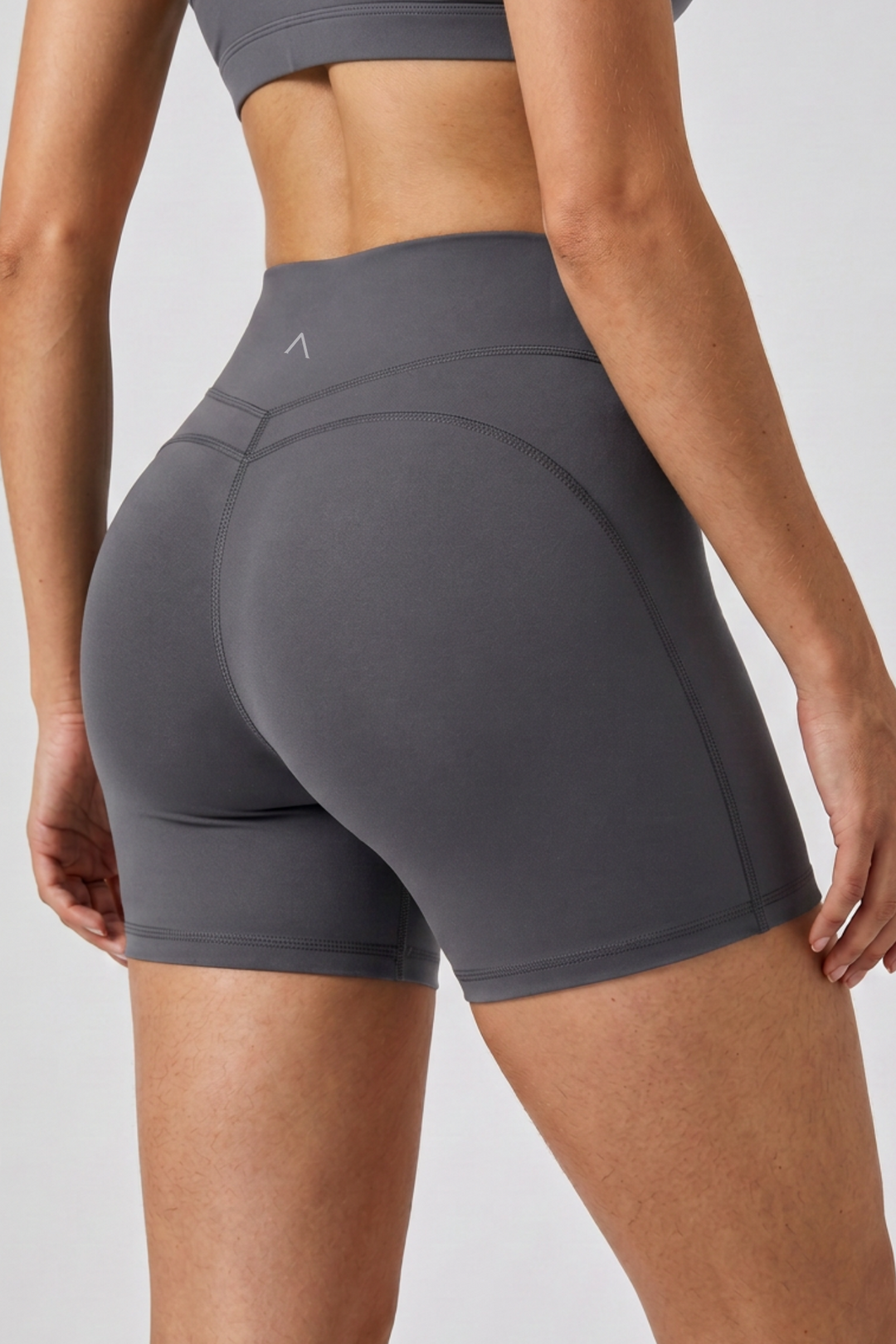 Dynamic Shorts Grey - Short Deportivo Mujer - Ropa deportiva mujer -Alphafit